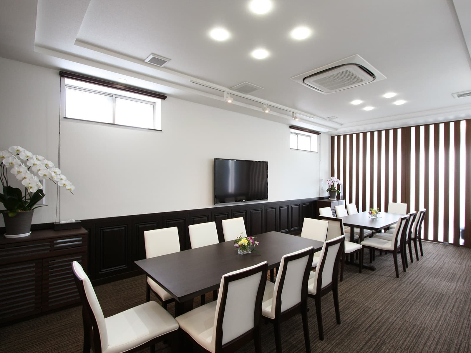 hall_takashi_2.jpg