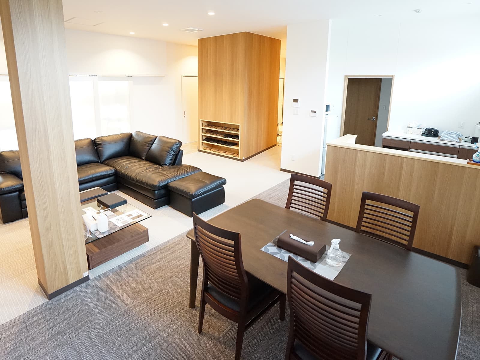 hall_miya4.jpg