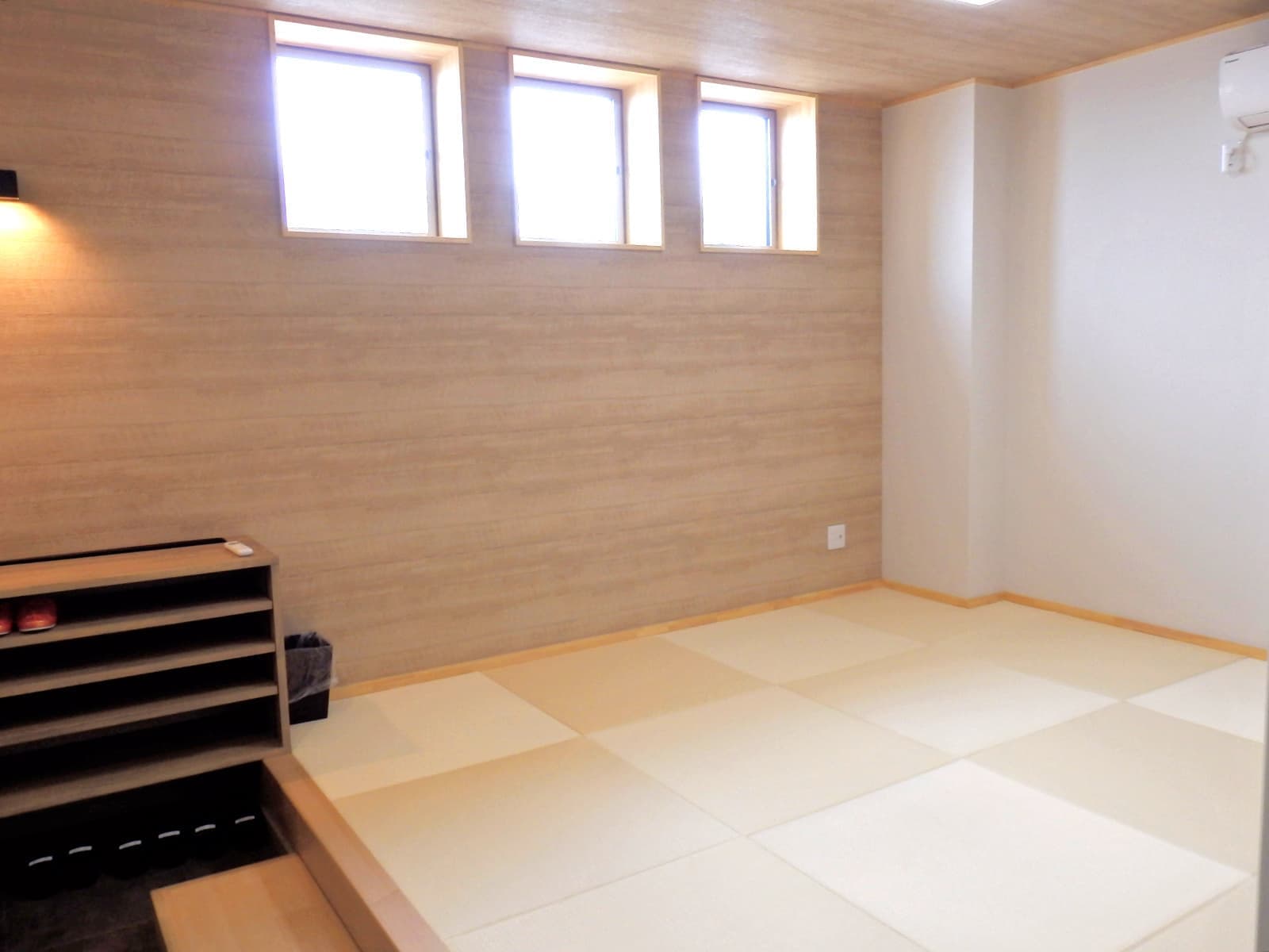 hall_takashi4.jpg